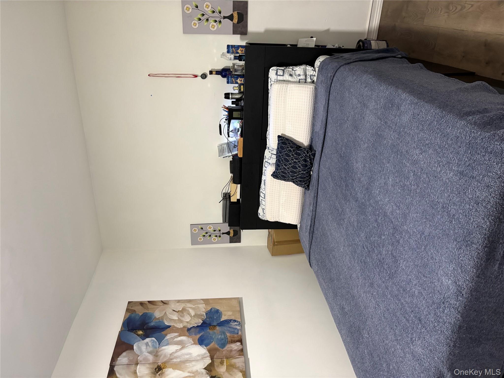 #11 photo, 21830 110th Avenue, كوينز Queens Village , NY 11429