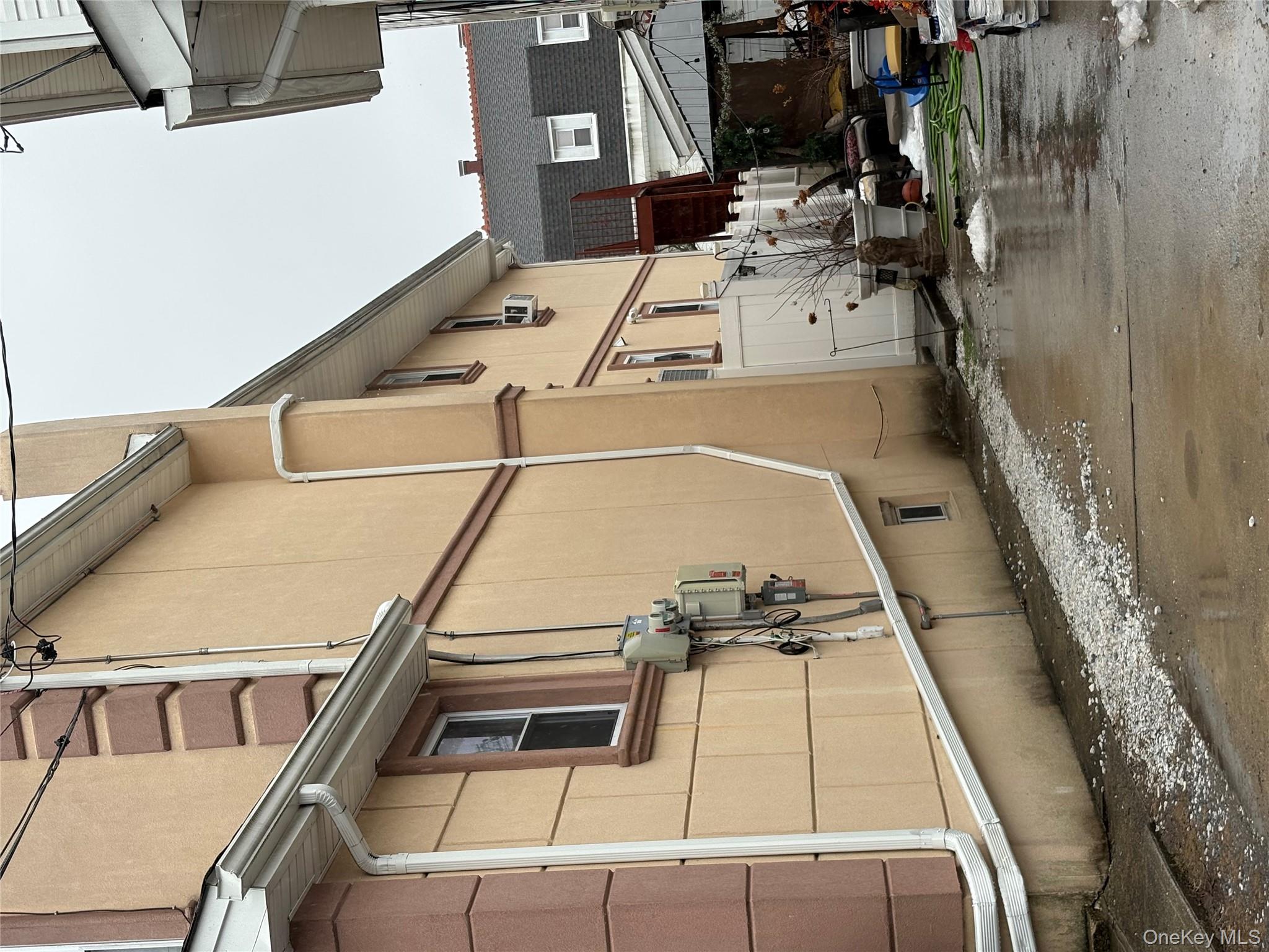 #3 photo, 21830 110th Avenue, क्वीन्स गाँव Queens Village , NY 11429