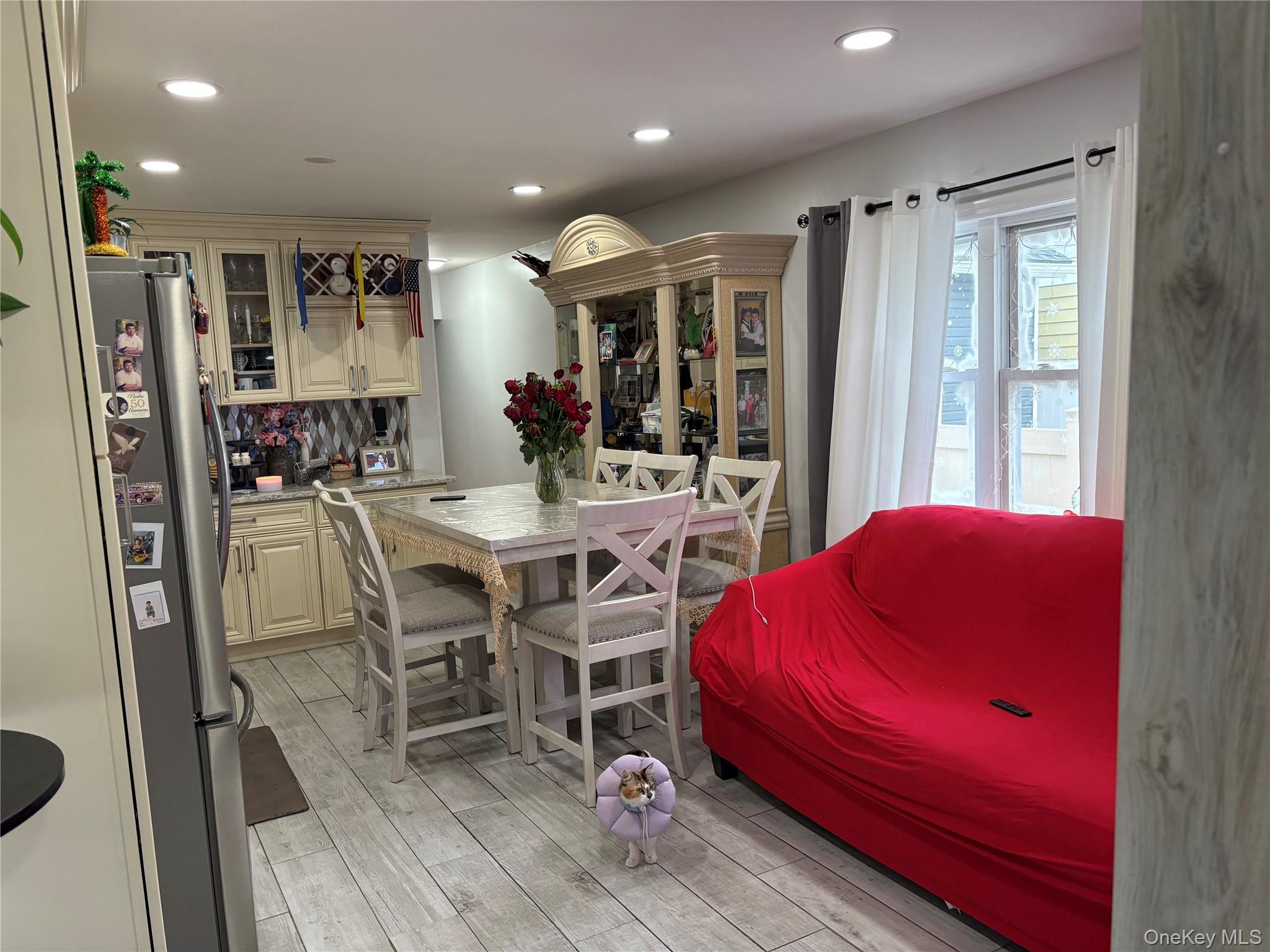 #4 photo, 21830 110th Avenue, كوينز Queens Village , NY 11429