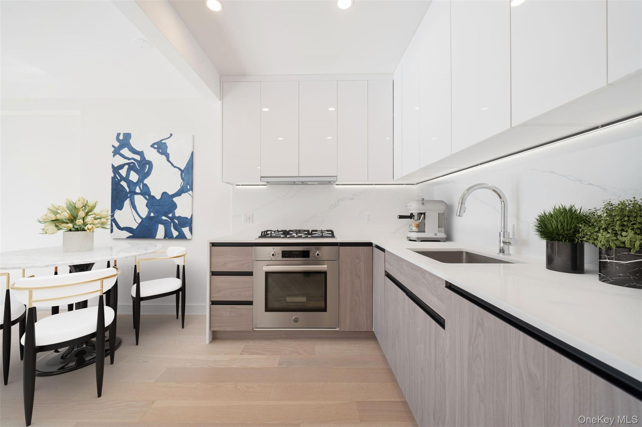 #9 photo, 144-49 Northern Blvd, Flushing , NY 11354