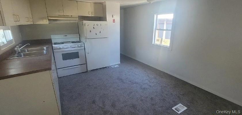 #2 photo, 5 Birch Avenue, Bay Shore , NY 11706