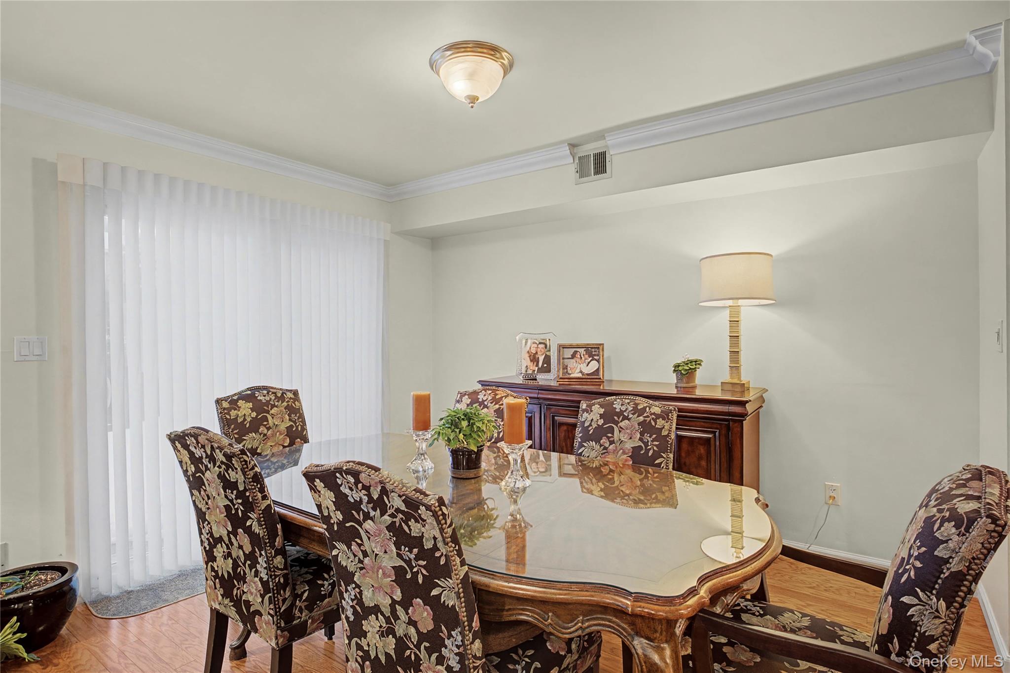 #15 photo, 84 Aspen Drive, नासाउ काउंटी Woodbury , NY 11797