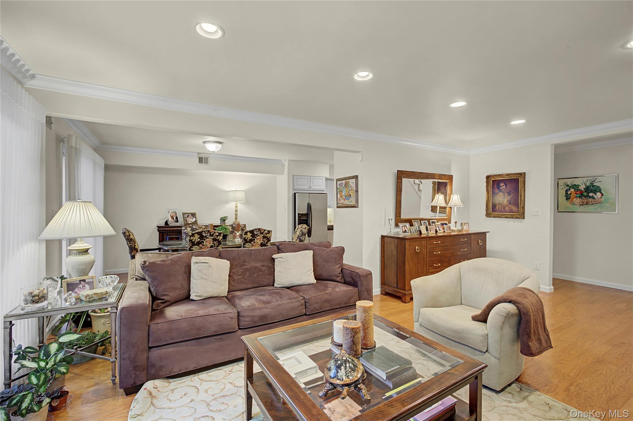 #8 photo, 84 Aspen Drive, नासाउ काउंटी Woodbury , NY 11797