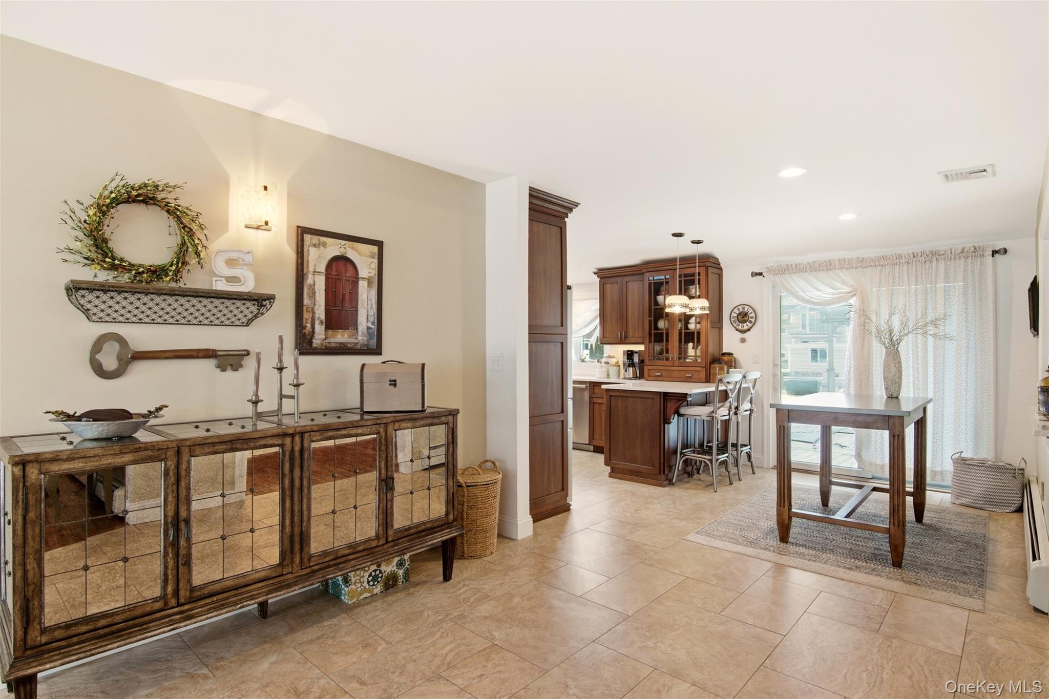 #13 photo, 21 Shore Drive, Copiague , NY 11726