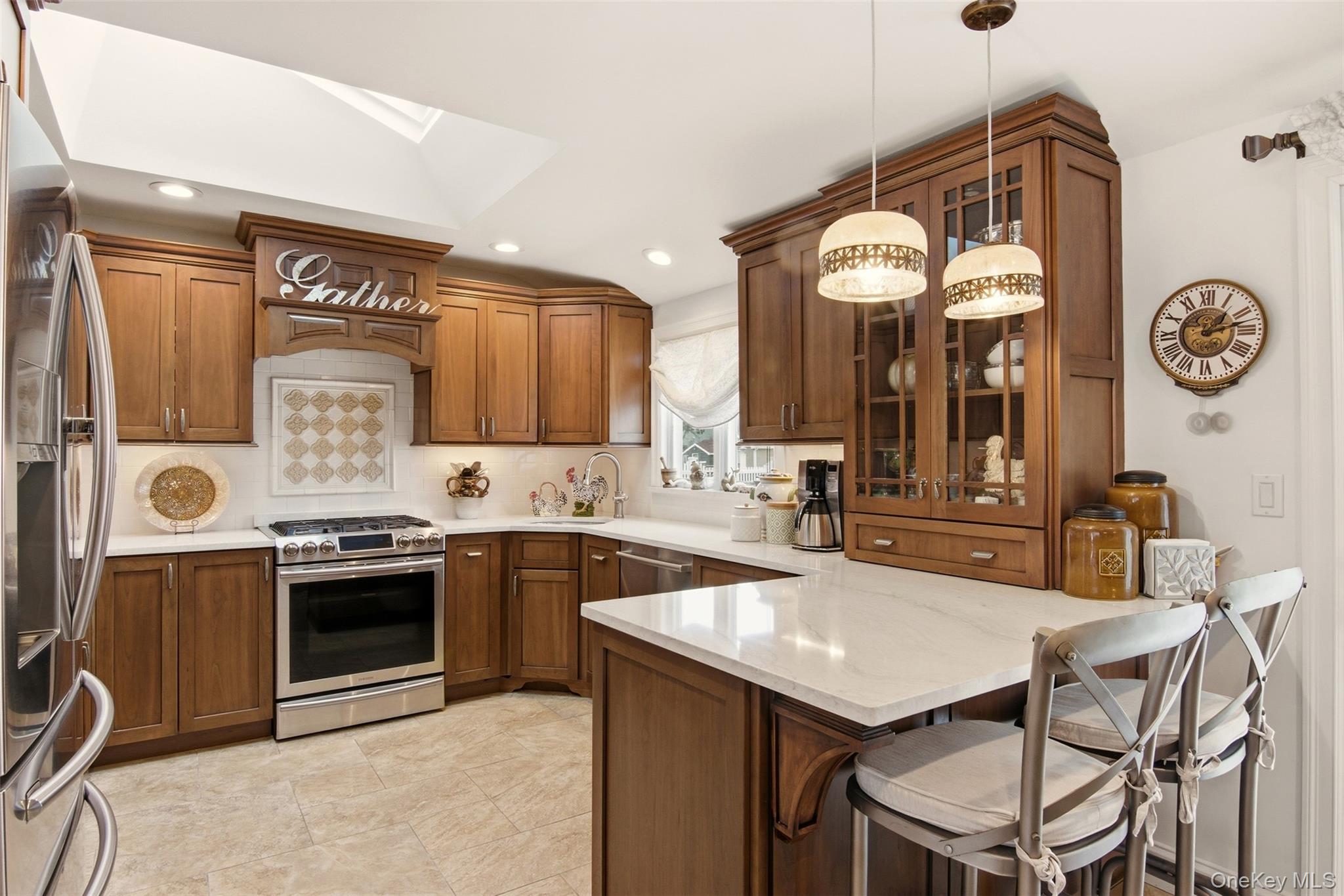 #9 photo, 21 Shore Drive, Copiague , NY 11726