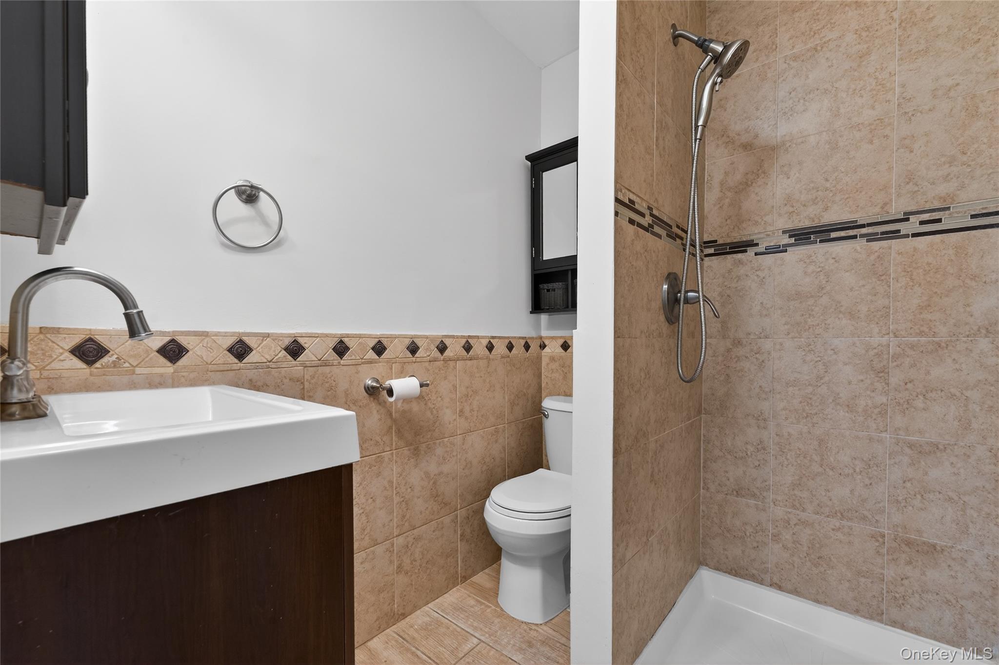 #8 photo, Wyandanch, Саффолк ‖ Wyandanch , NY 11798