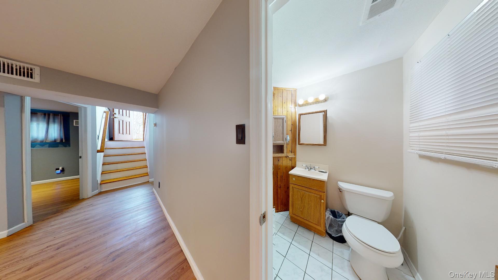 #12 photo, 511 Freeman Avenue, Brentwood , NY 11717