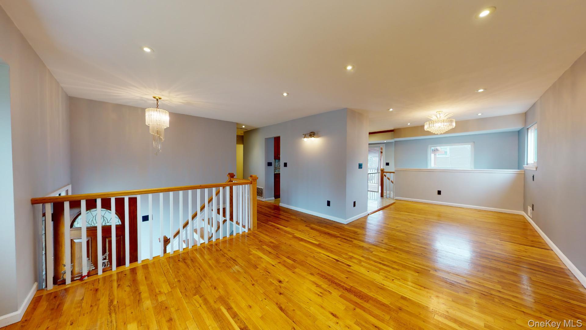 #17 photo, 511 Freeman Avenue, Brentwood , NY 11717