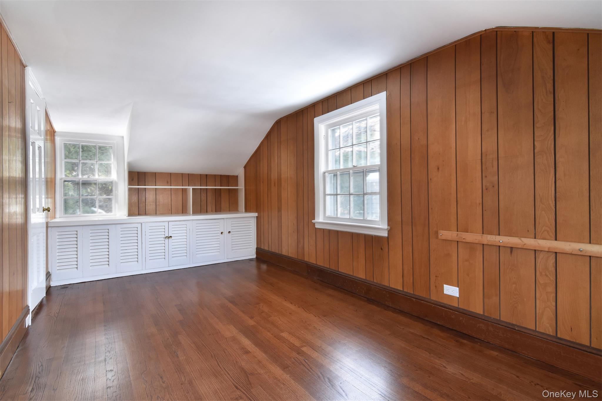 #7 photo, 21 Edgewood Lane, Bronxville , NY 10708