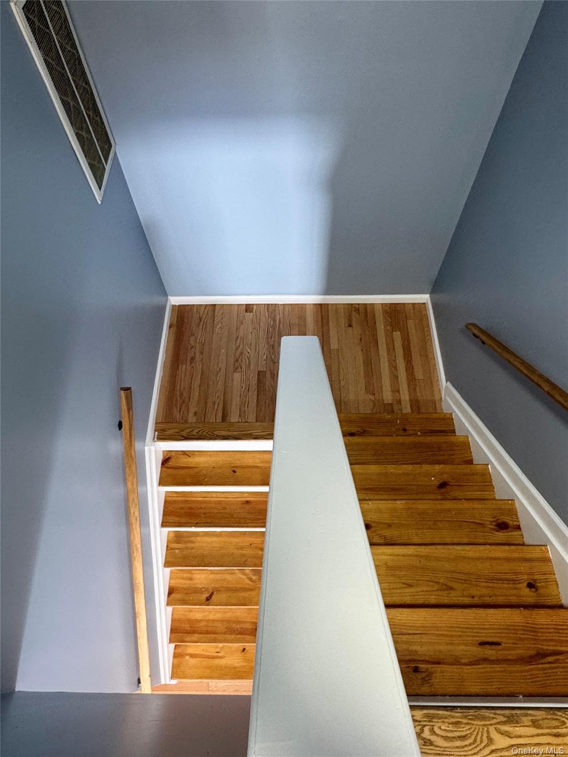 #17 photo, 18 Jordan Lane, Middletown , NY 10940