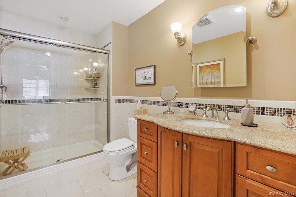 #16 photo, 1303 Regent Drive, Mount Kisco , NY 10549