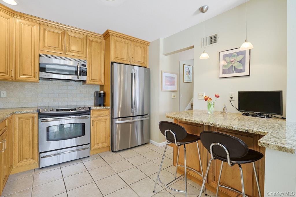 #8 photo, 1303 Regent Drive, Mount Kisco , NY 10549