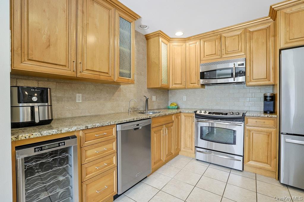 #9 photo, 1303 Regent Drive, Mount Kisco , NY 10549