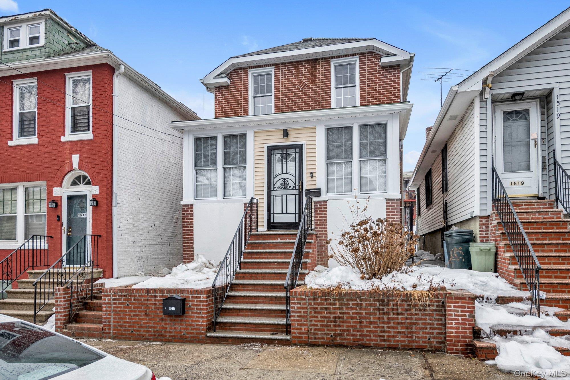 #1 photo, 1517 Gillespie Avenue, ब्रोंक्स Bronx , NY 10461