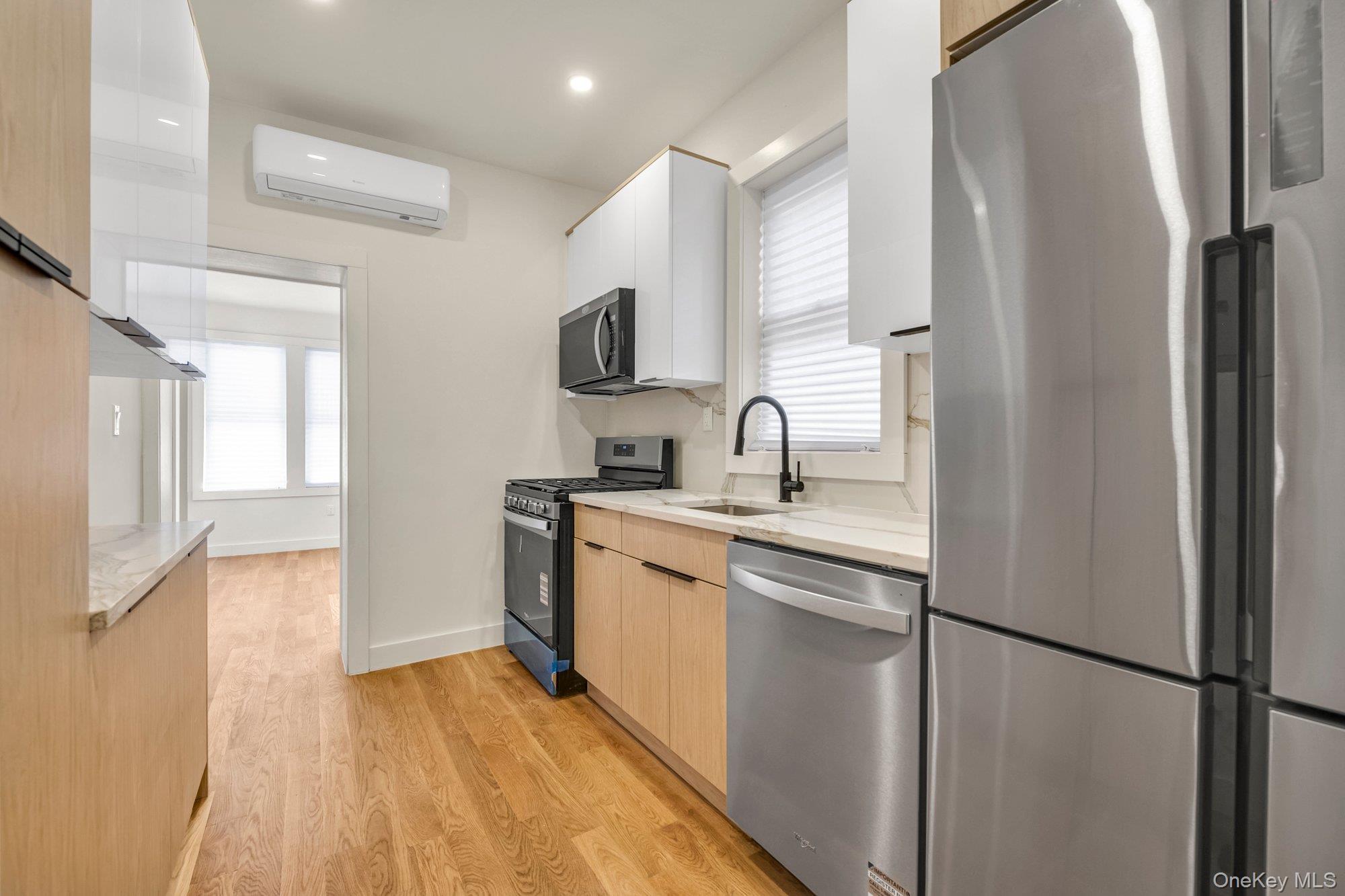 #10 photo, 1517 Gillespie Avenue, ब्रोंक्स Bronx , NY 10461