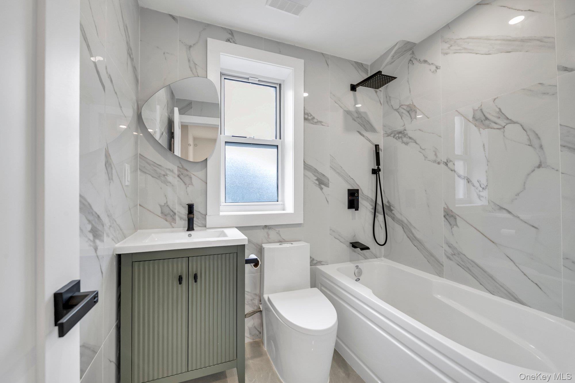 #15 photo, 1517 Gillespie Avenue, ब्रोंक्स Bronx , NY 10461