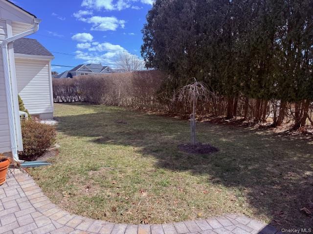 #3 photo, 16 Magee Drive, Саффолк ‖ Southampton , NY 11968