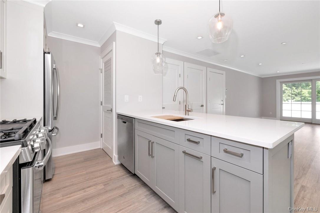 #5 photo, 470 Main Street, Armonk , NY 10504