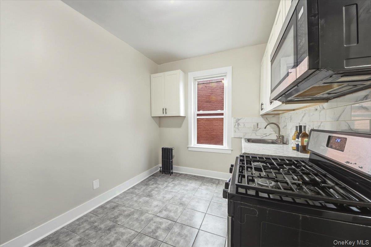 #10 photo, 943 E 232nd Street, Бронкс ‖ Bronx , NY 10466