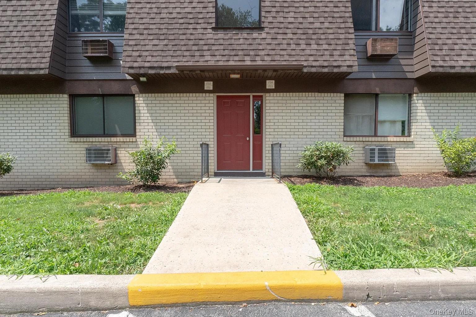 #1 photo, 1701 Cherry Hill Drive, Poughkeepsie , NY 12603