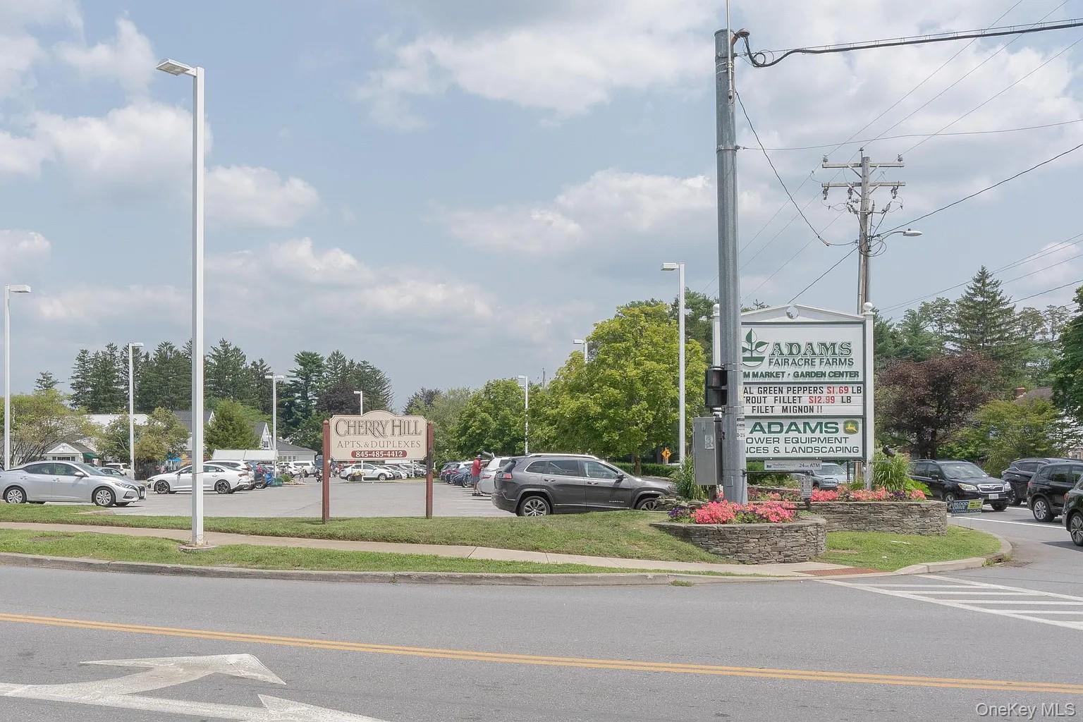 #18 photo, 1701 Cherry Hill Drive, Poughkeepsie , NY 12603