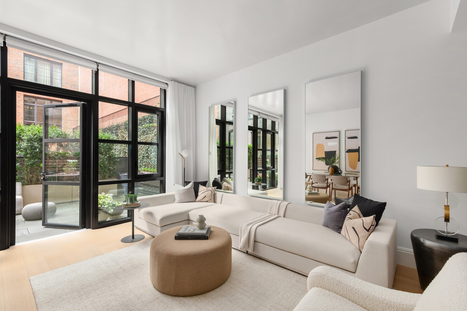 #6 photo, 438 E 12TH Street, East Village , NY 10009