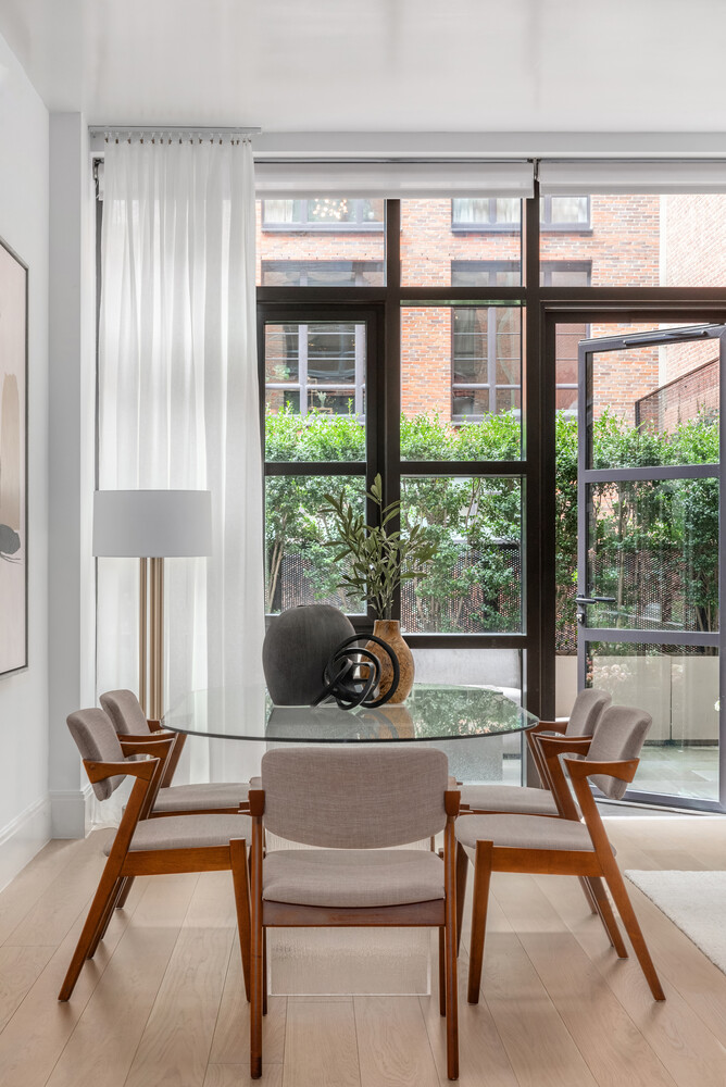 #9 photo, 438 E 12TH Street, East Village , NY 10009