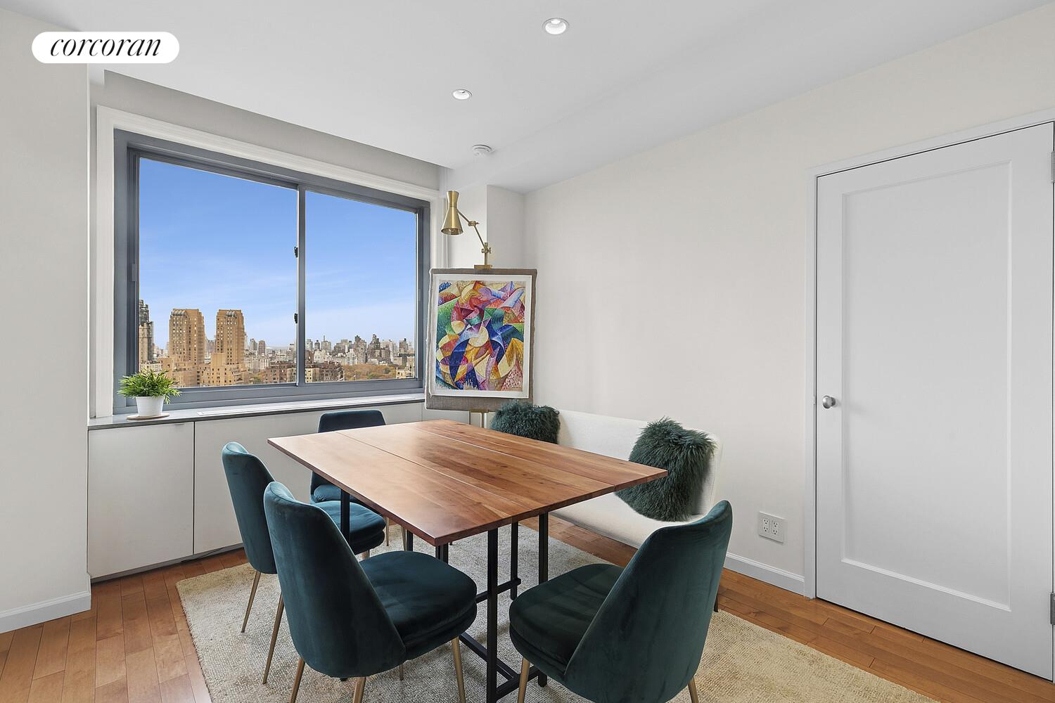 #5 photo, 2025 BROADWAY, Lincoln Square , NY 10023