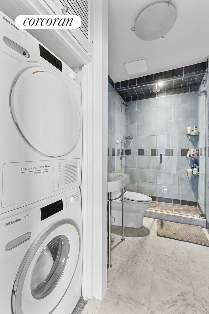 #7 photo, 2025 BROADWAY, Lincoln Square , NY 10023