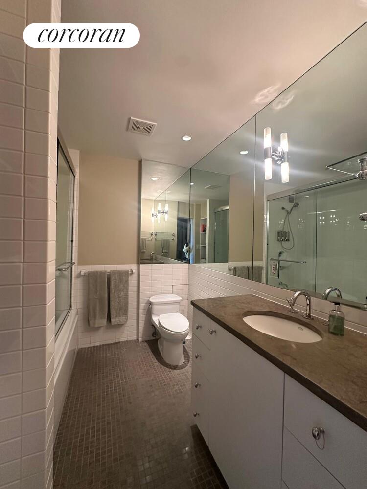 #8 photo, 2025 BROADWAY, Lincoln Square , NY 10023