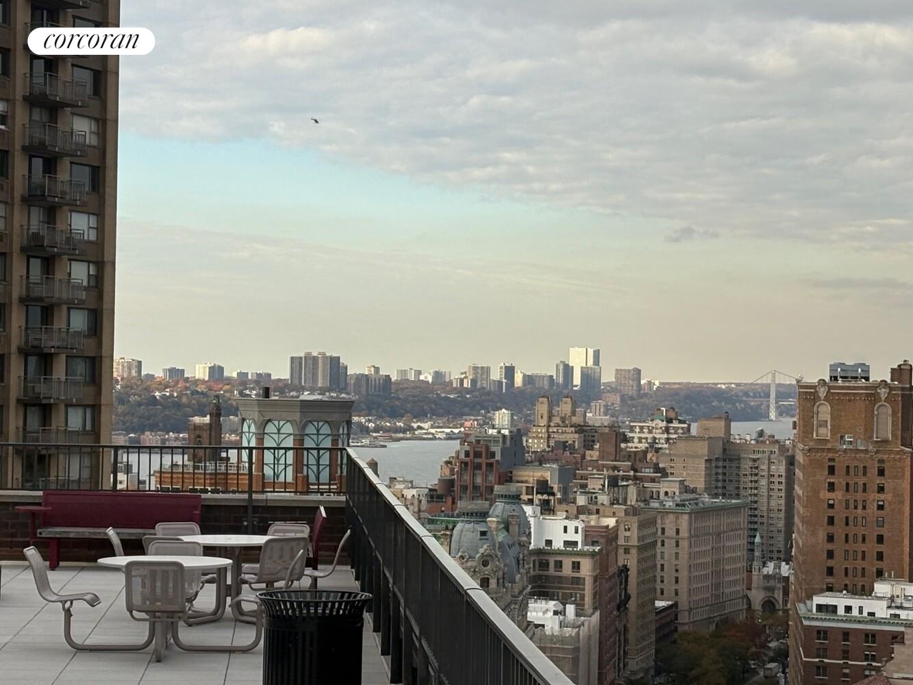 #9 photo, 2025 BROADWAY, Lincoln Square , NY 10023