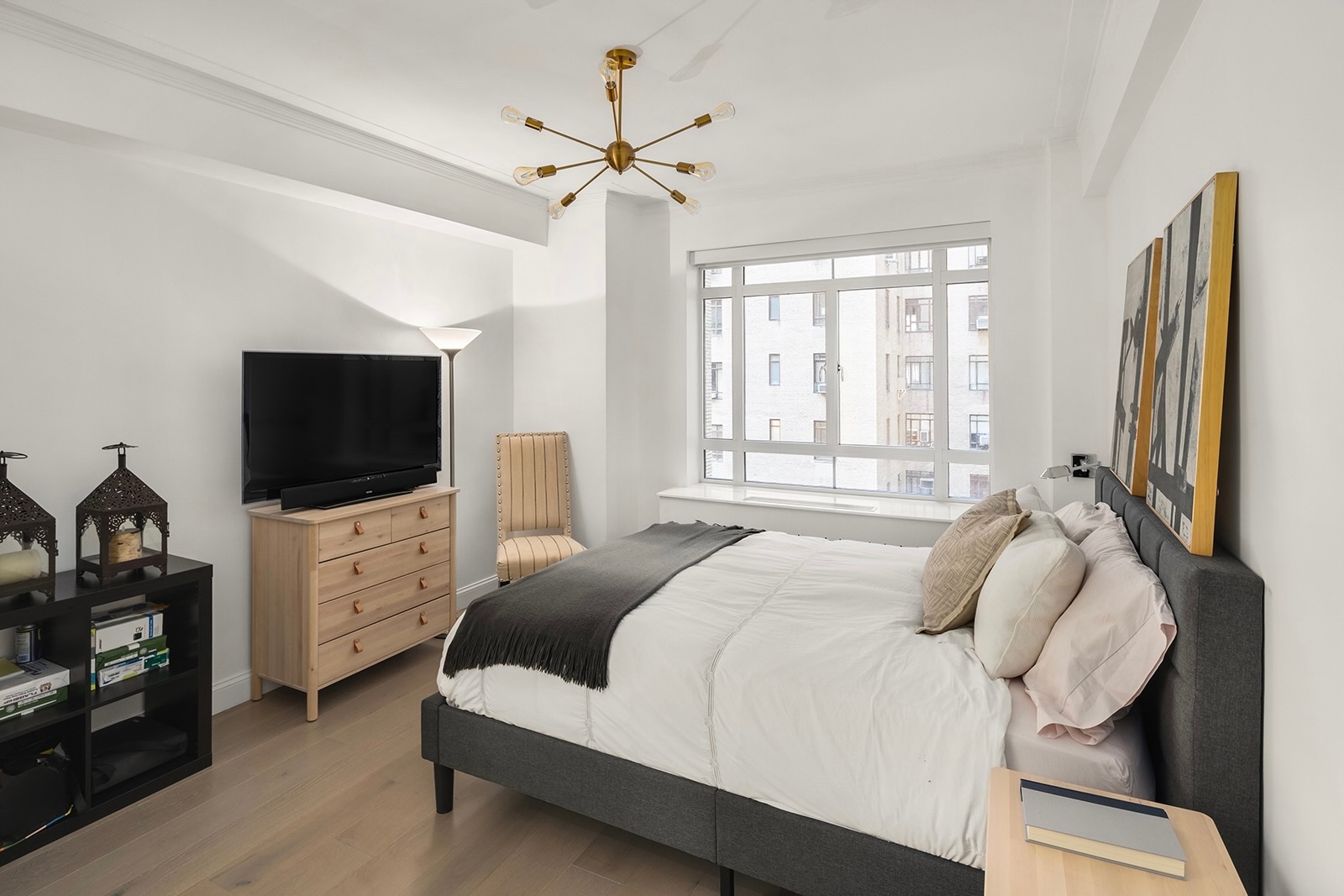 #10 photo, 25 Central Park W, Upper West Side , NY 10023