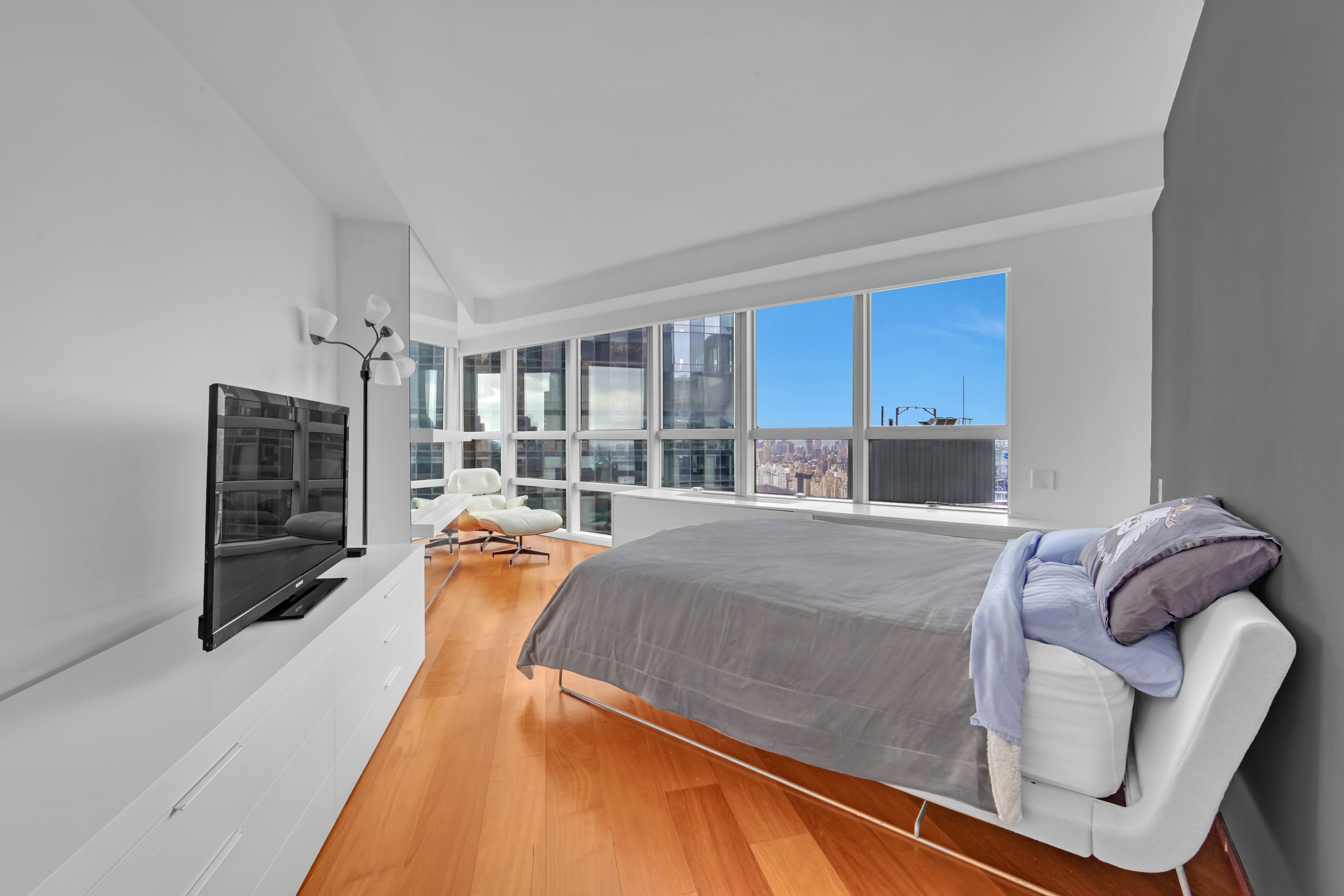 #7 photo, New York City, Midtown , NY 10019