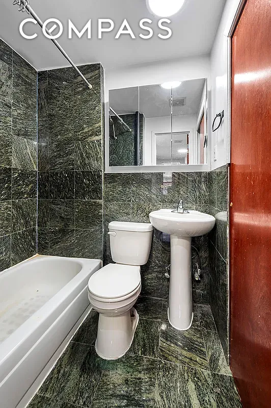 #4 photo, New York City, Lower East Side , NY 10002