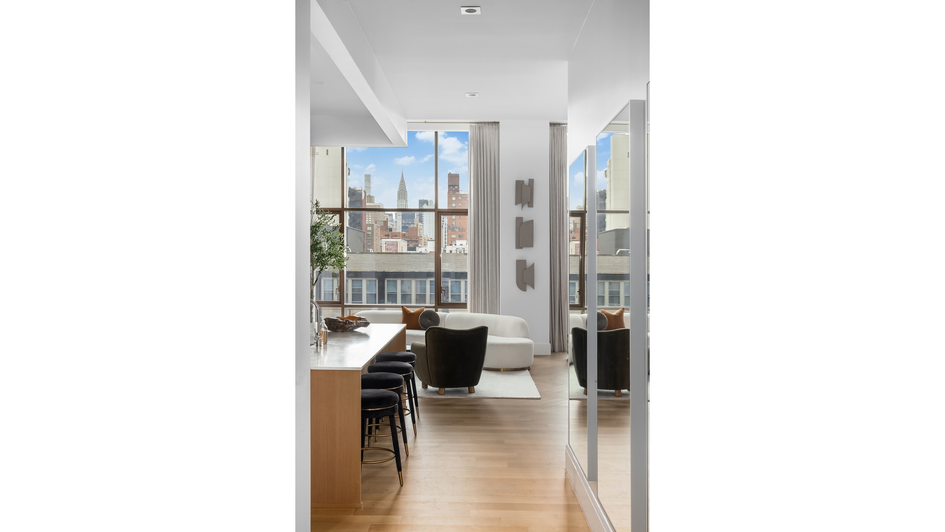 #12 photo, 215 E 19TH Street, Gramercy Park , NY 10003