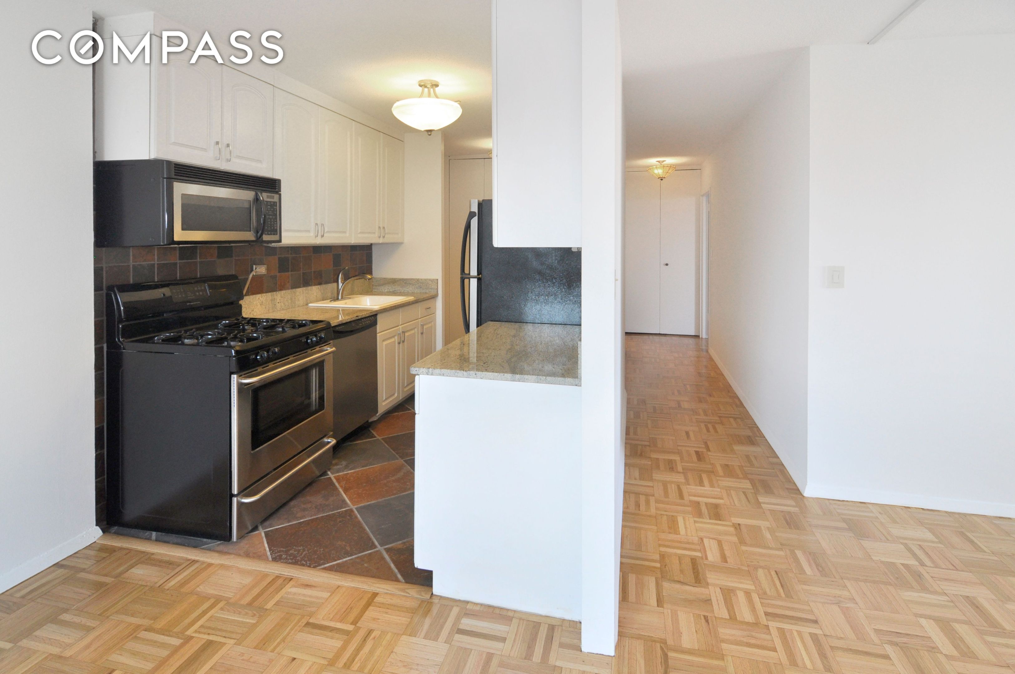 #3 photo, 1623 3rd Avenue, ম্যানহাটন Upper East Side , NY 10128