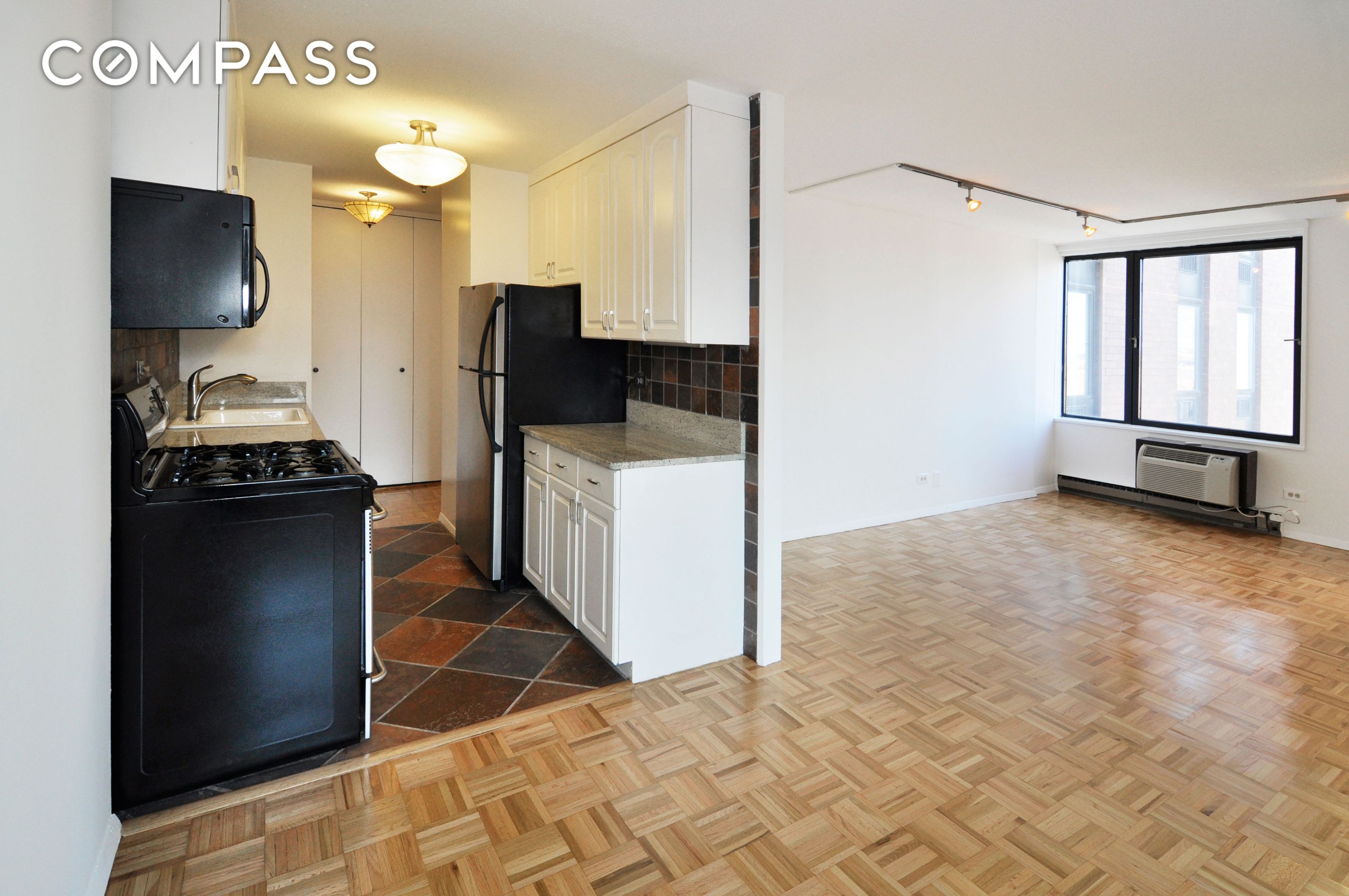 #4 photo, 1623 3rd Avenue, ম্যানহাটন Upper East Side , NY 10128