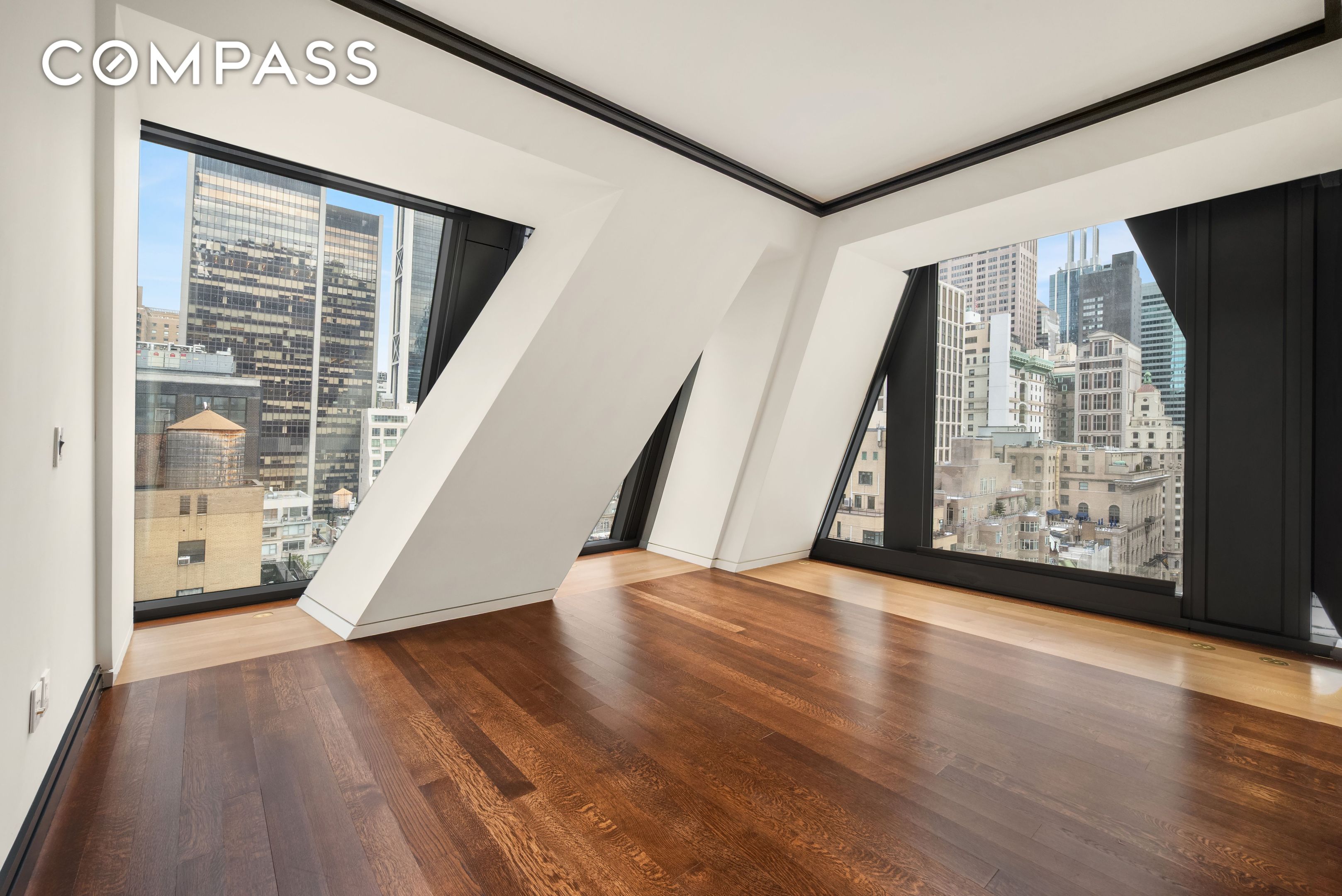 #4 photo, New York City, Midtown , NY 10019