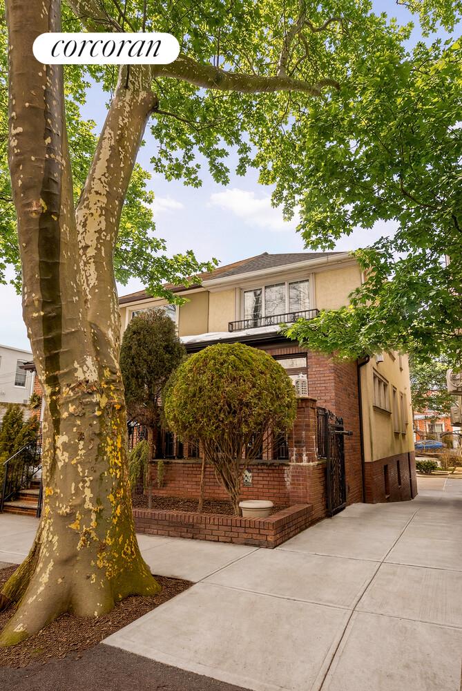 #14 photo, 215 90TH Street, Fort Hamilton , NY 11209