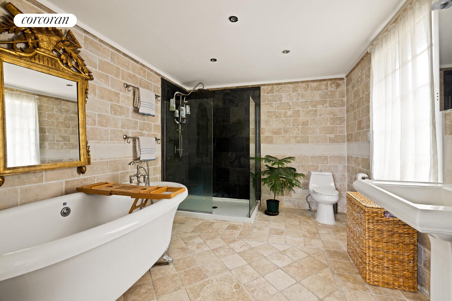 #8 photo, 215 90TH Street, Fort Hamilton , NY 11209