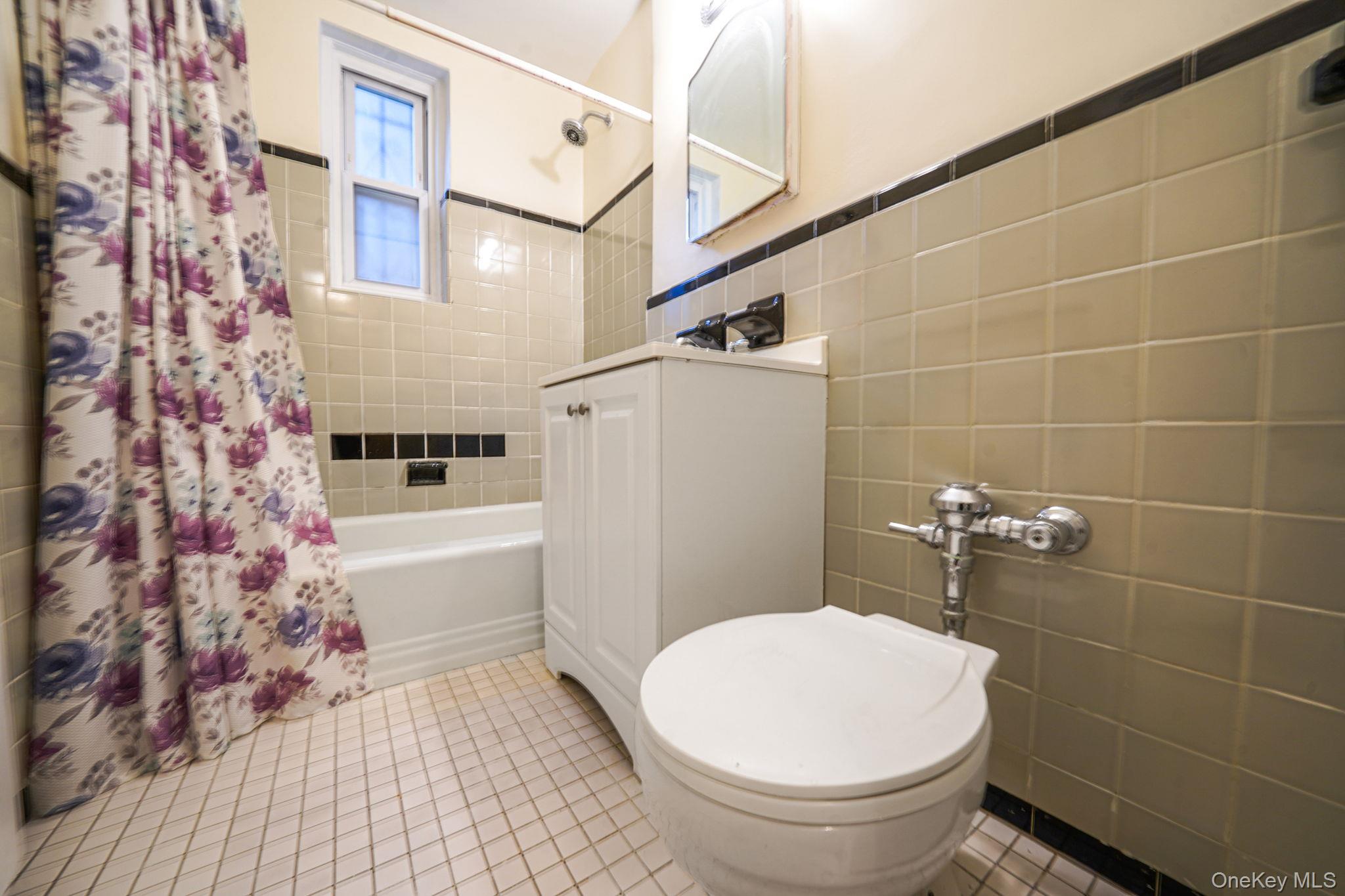 #13 photo, 35-40 75th Street, Jackson Heights , NY 11372