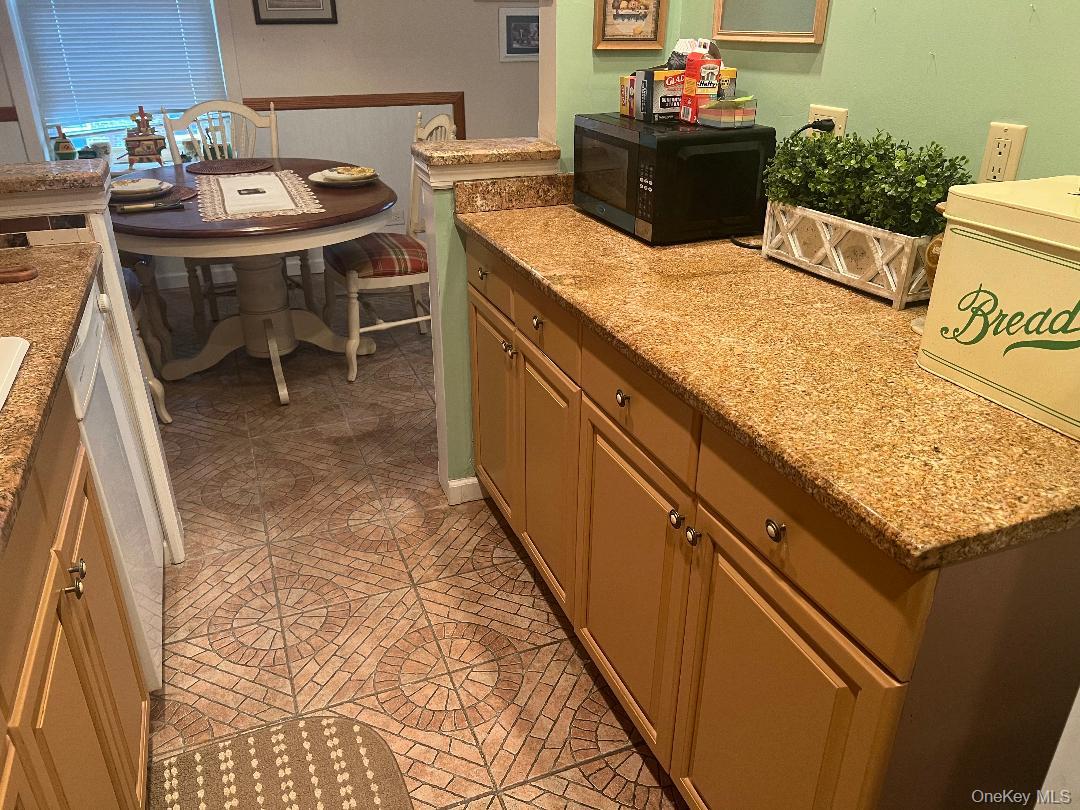 #4 photo, 151-20 88 Street, कुईंस Howard Beach , NY 11414