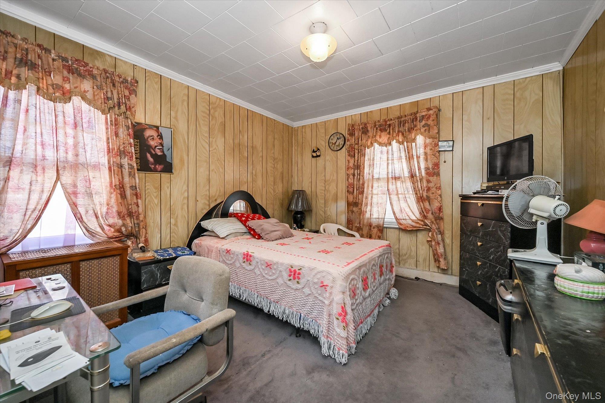 #10 photo, 109-11 207th Street, Queens Village , NY 11429