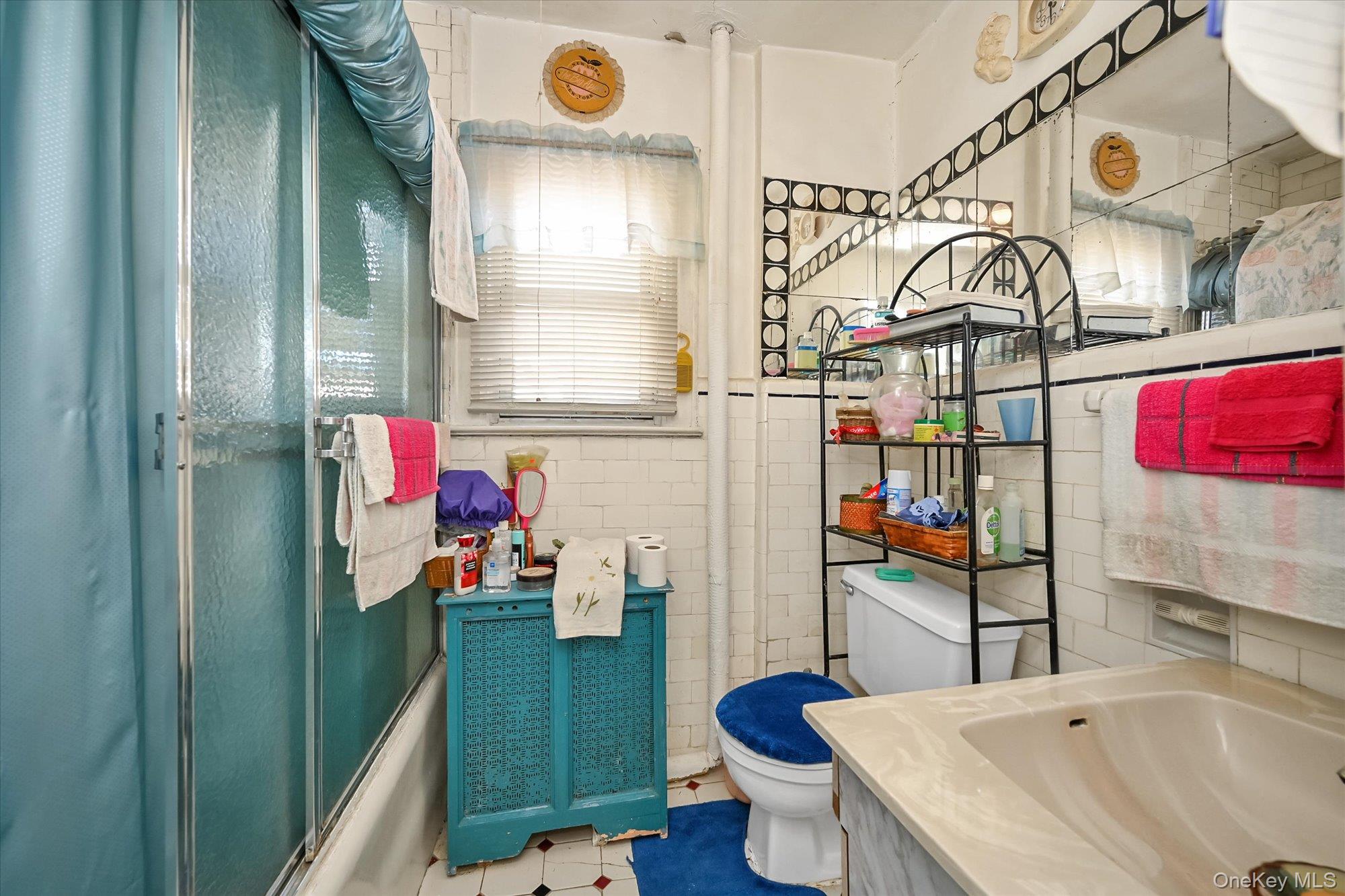 #14 photo, 109-11 207th Street, Queens Village , NY 11429