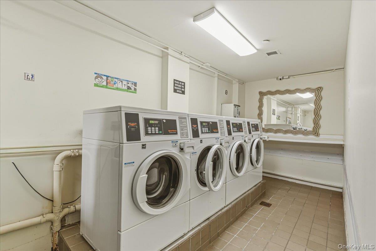 #18 photo, 83-71 116th Street, Kew Gardens , NY 11418