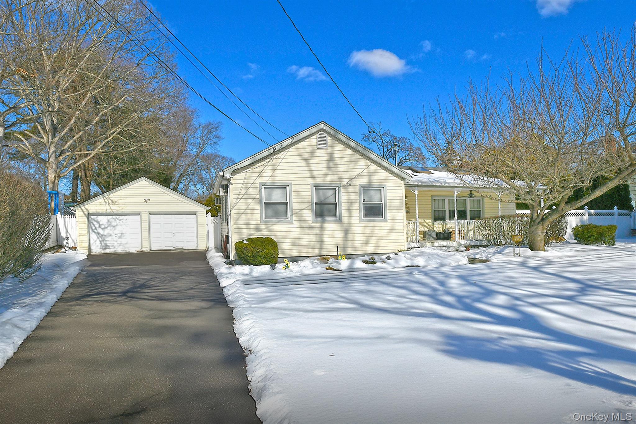 #1 photo, 7 Gerber Street, 东长岛 Dix小山 Dix Hills , NY 11746