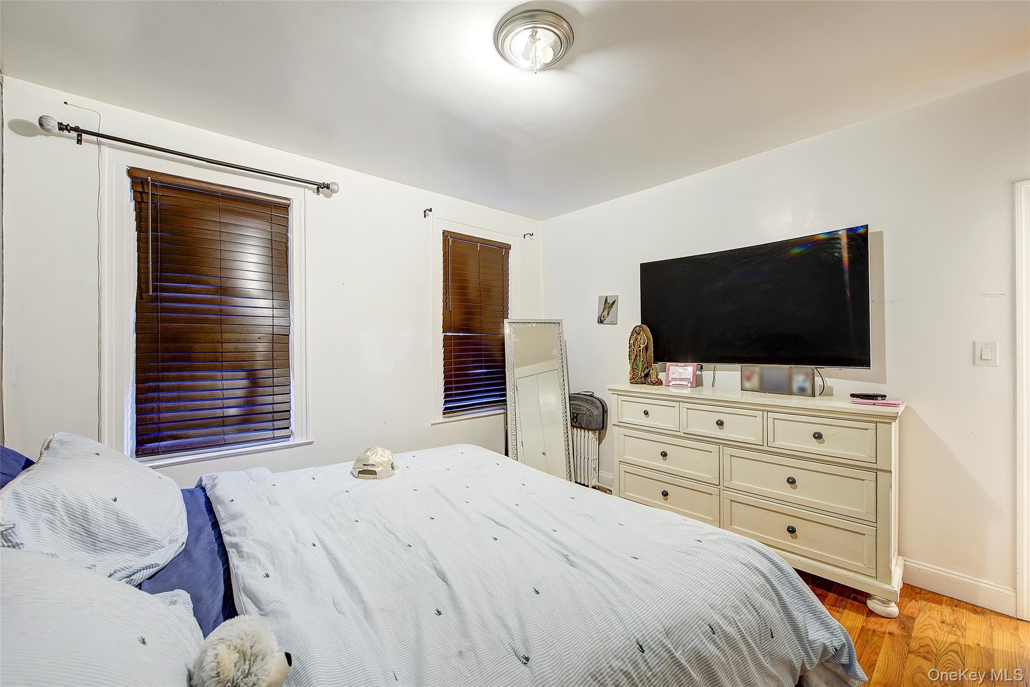 #15 photo, 6963 74th Street, 뉴욕퀸즈 Middle Village , NY 11379