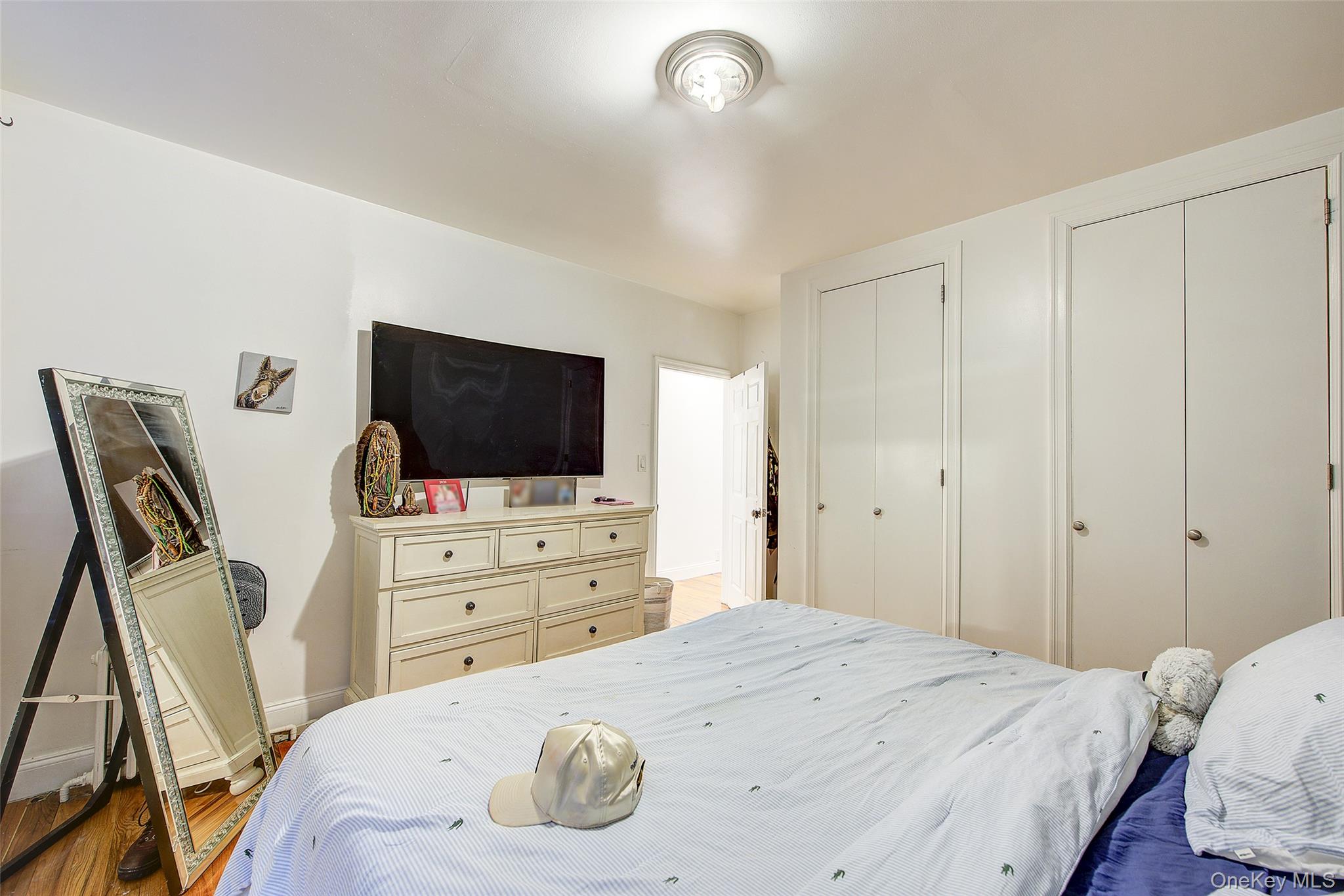 #16 photo, 6963 74th Street, 뉴욕퀸즈 Middle Village , NY 11379