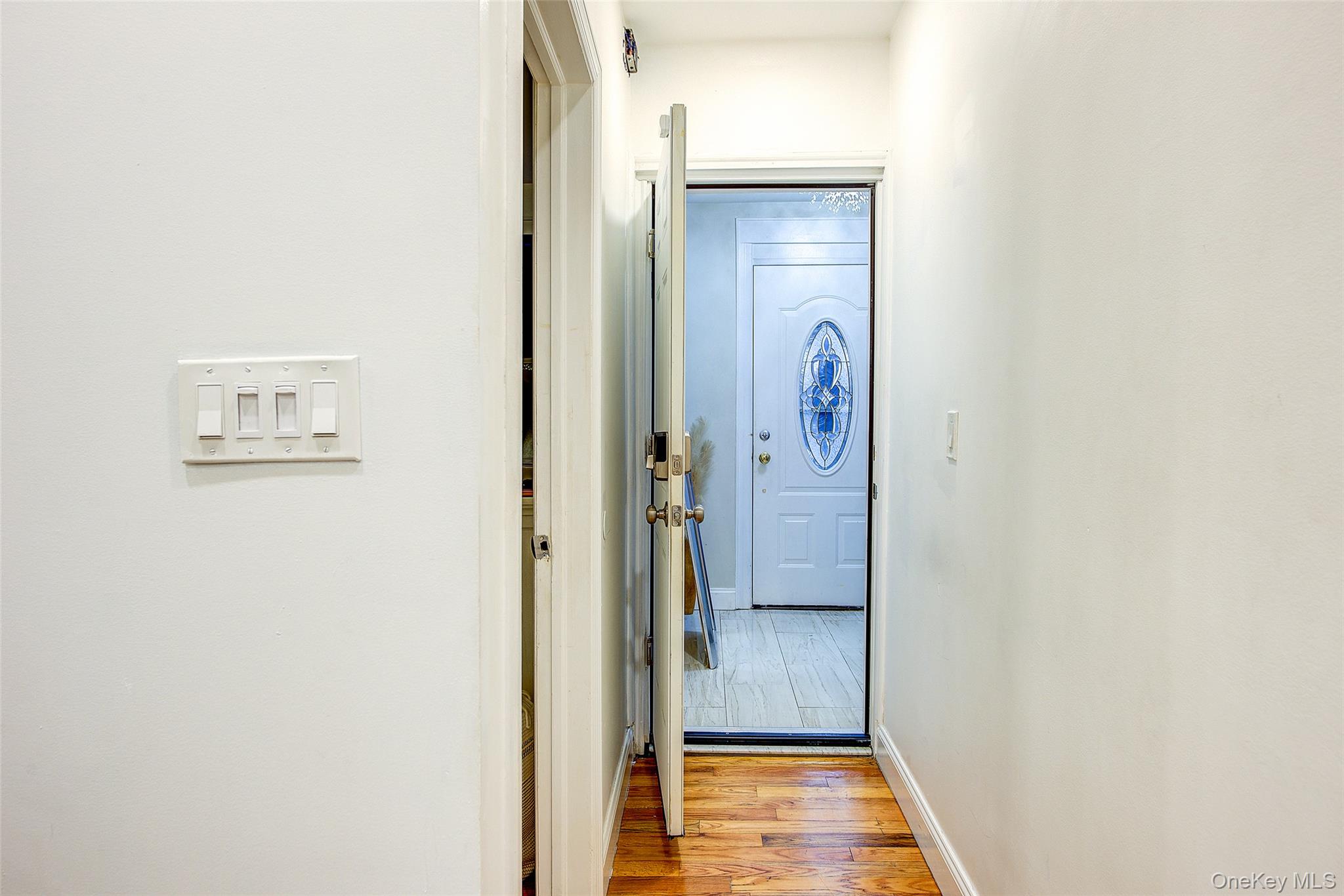 #6 photo, 6963 74th Street, 뉴욕퀸즈 Middle Village , NY 11379