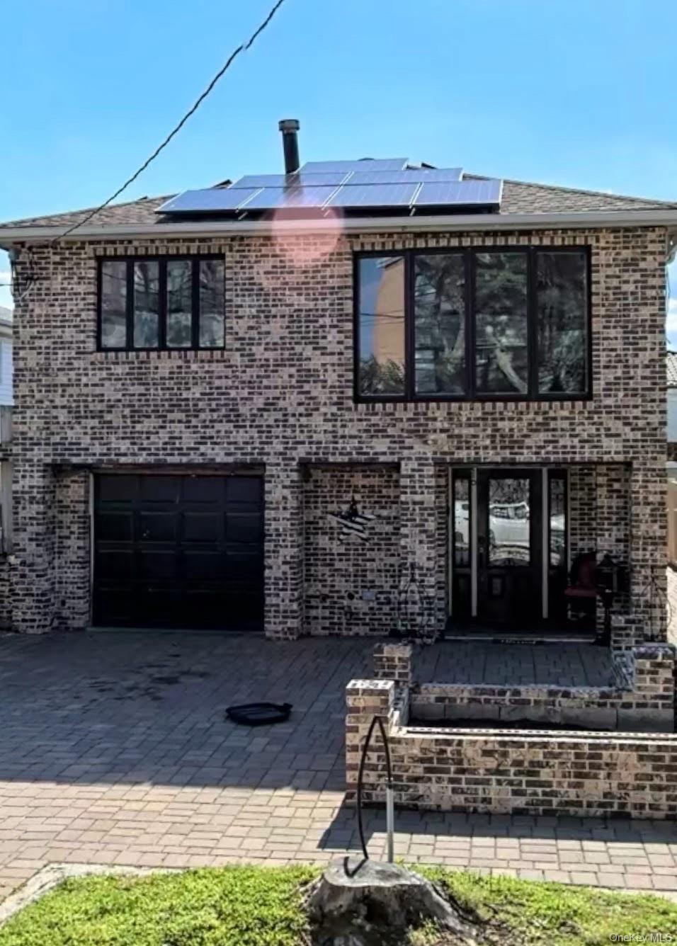 #1 photo, 15936 88th Street, Куинс ‖ Howard Beach , NY 11414